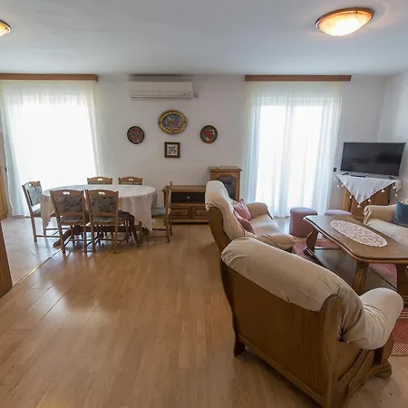 Stella Maris Accommodation Klenovica Exterior photo