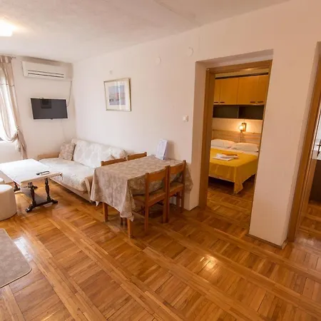 Stella Maris Accommodation Klenovica Exterior photo